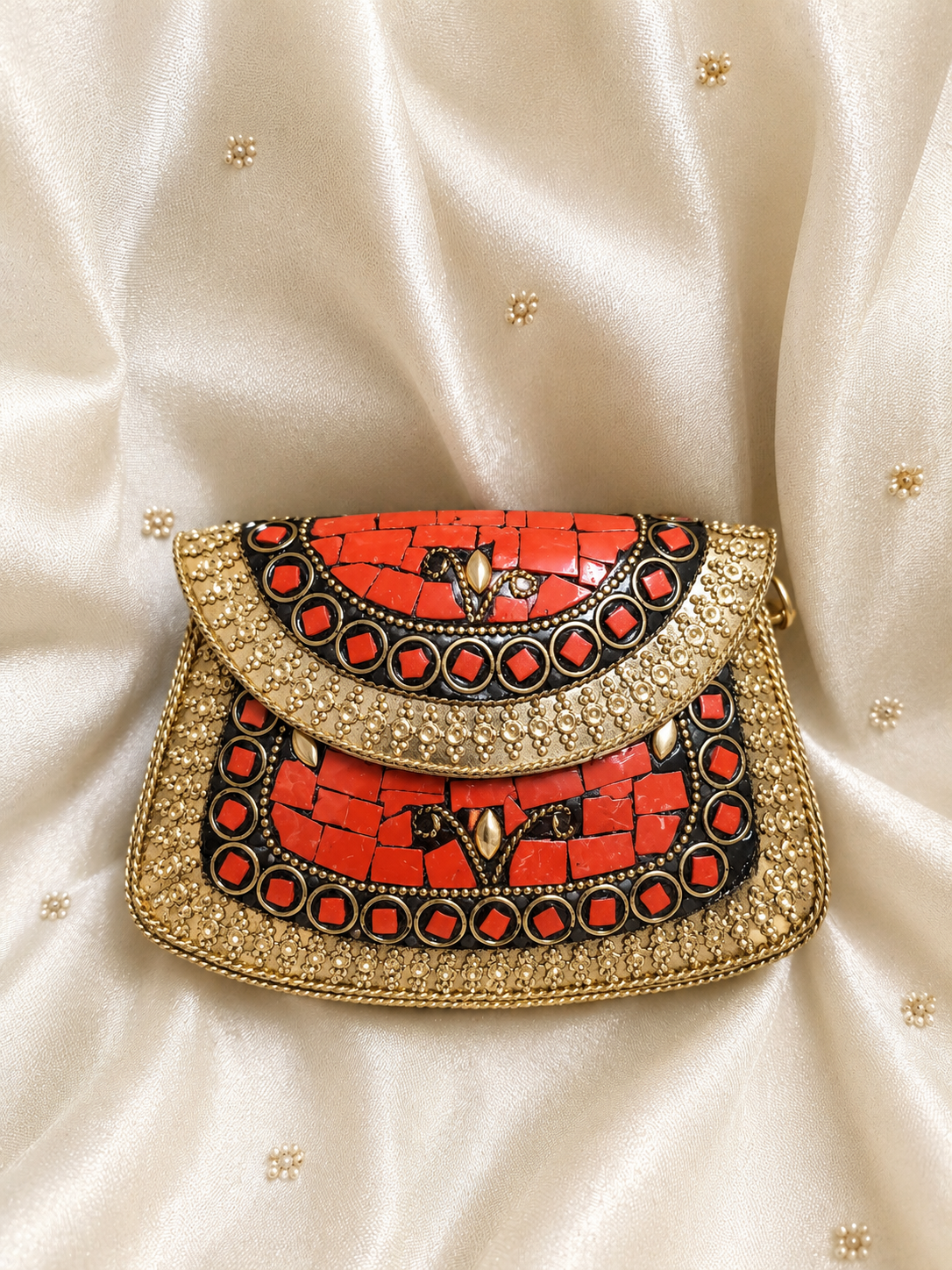 Ethenic Mini Mosaic Cluches